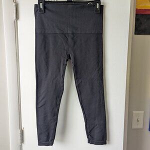 Spanx High Waisted Leggings Seamless Shapewear Size Large